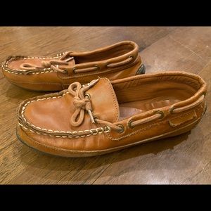 Boys Cole Haan loafer size 2.5